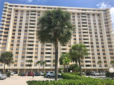 1833 S Ocean Dr APT 304, Hallandale, FL, 33009