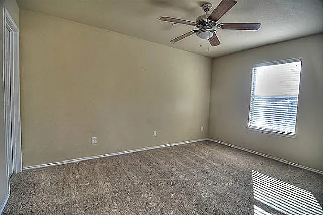 6216 Texana Way — Photo 10