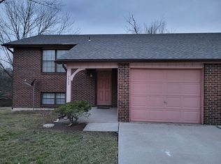 5623 E Pinehurst Ln, Columbia, MO 65202