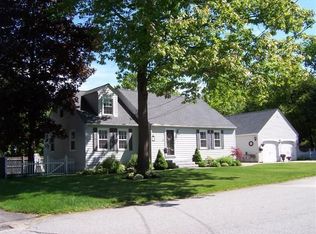 7 Lee St, Nashua, NH 03064