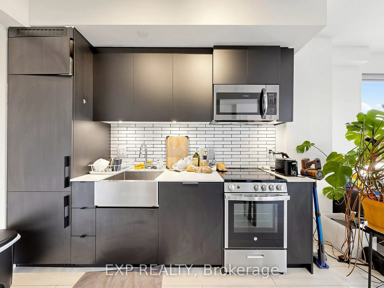 2 bed, $2,950 — Photo 4