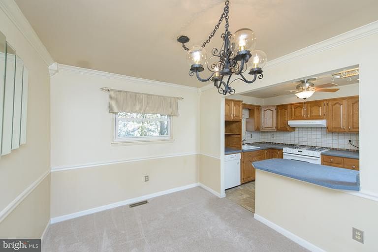 1st image of 1231 Aster Dr