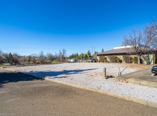 3617 Meadow View Dr, Redding, CA 96002