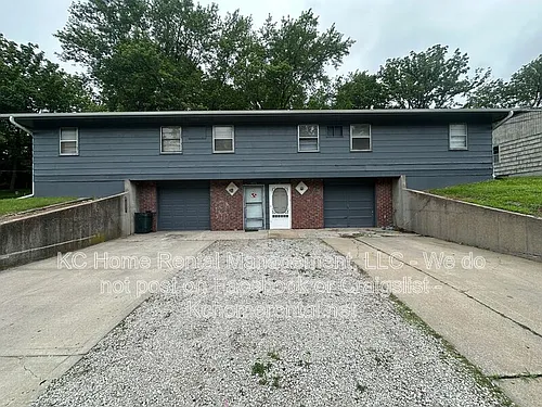 3028 N 71st St Photo 1