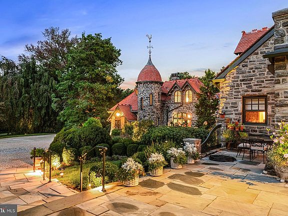 6th image of this home