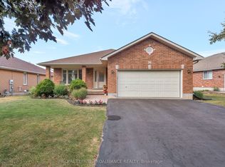 36 Oak Ridge Blvd, Belleville, ON K8N5W1