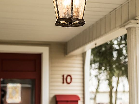 2nd image of 10 Hay Ave