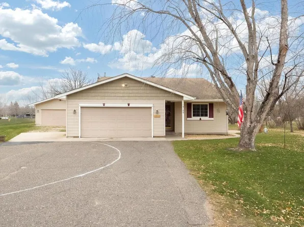 19155 Waco St NW, Elk River, MN 55330