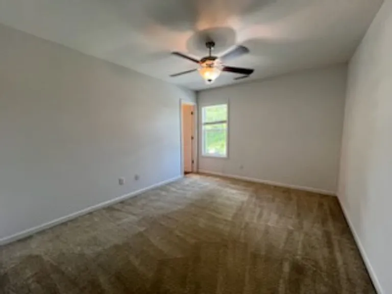 179 Glen Cannon Dr — Photo 8