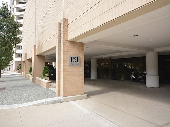 Drive Entrance