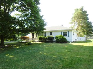 1378 Cloverleaf Rd, Lansing, MI 48906