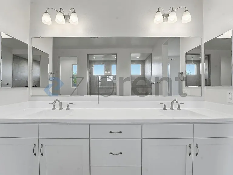 2313 N 195th Dr — Photo 33