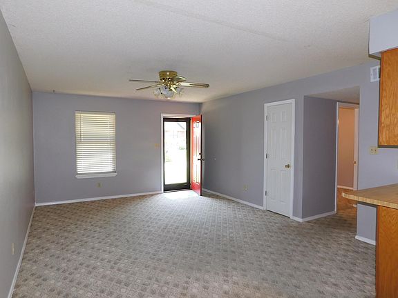 4th image of 1303 N 8th St