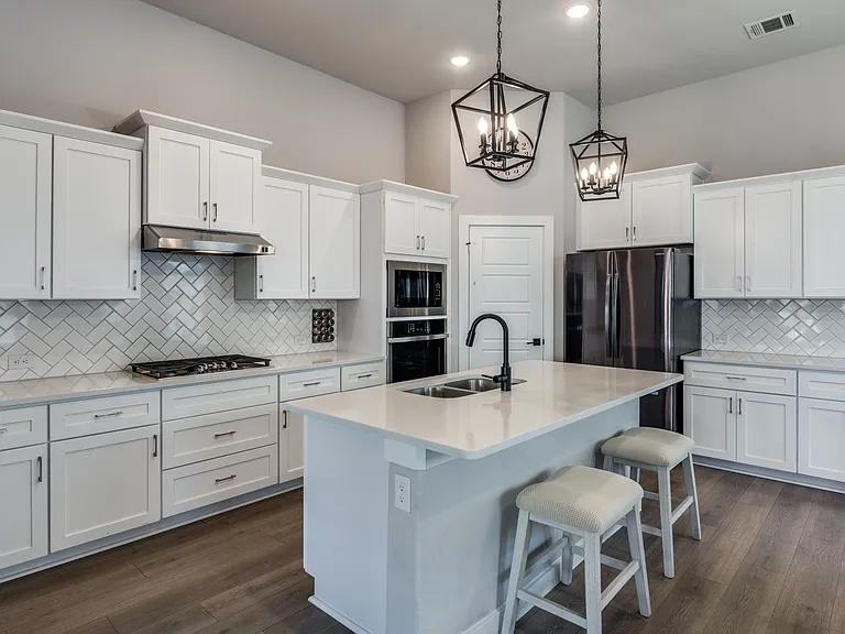 3509 Clara Dr — Photo 3