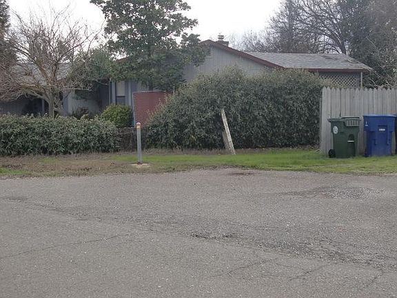 5th image of 4215 Marysville Blvd