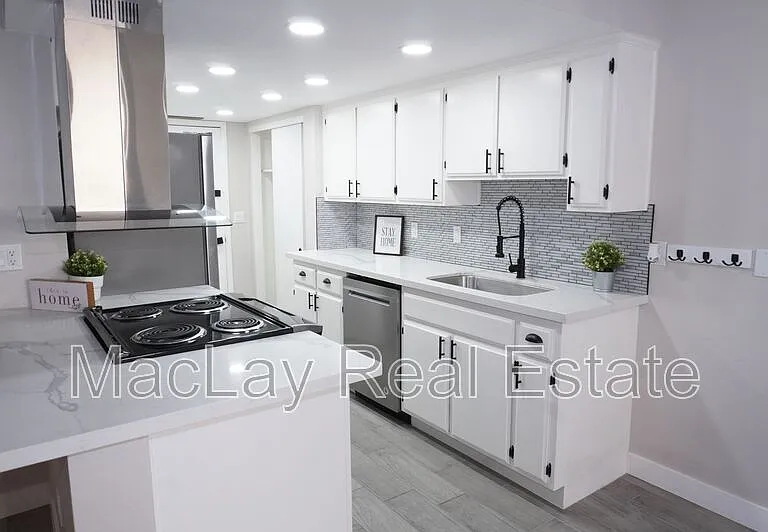 5002 E Hazel Dr #2 — Photo 2