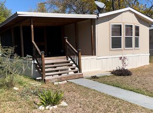 7111 Avalanche Dr, San Antonio, TX 78238