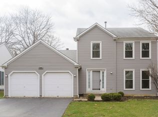 88 N Sterling Heights Rd, Vernon Hills, IL 60061