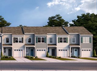 256 Camden Dr, Waynesboro, VA 22980