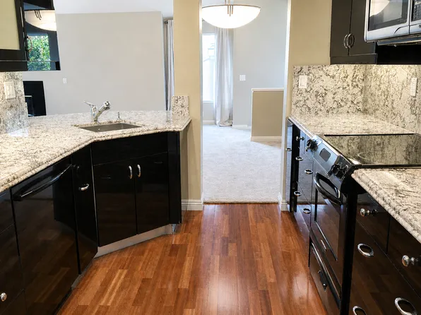 17 Vassar Aisle, Irvine, CA 92612
