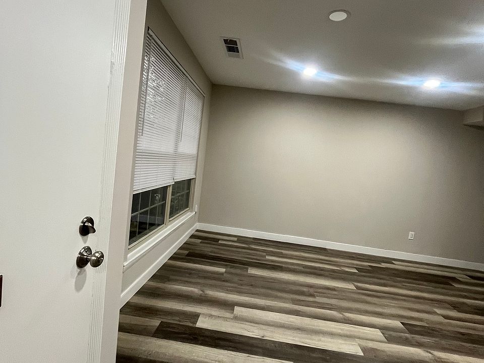 LIVINING ROOM