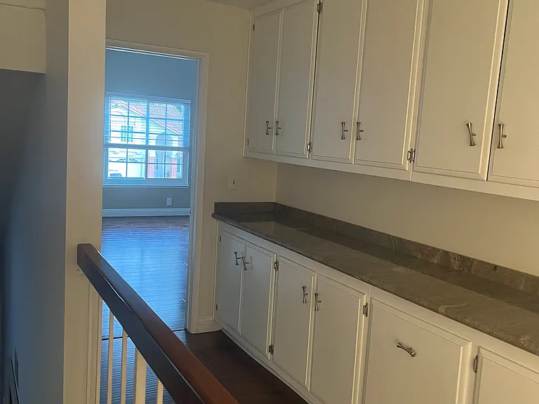 22225 Anthony Dr — Photo 15