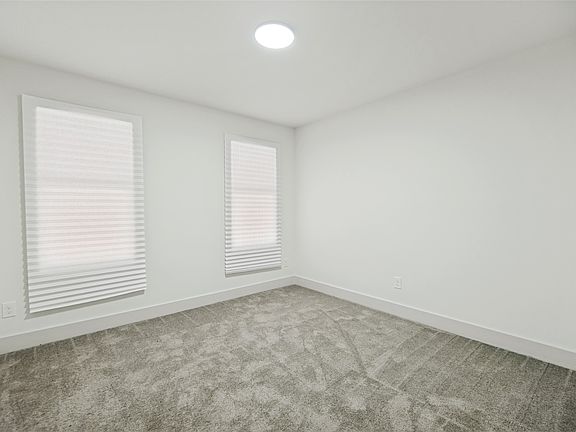 5th image of 110 N Cliff St