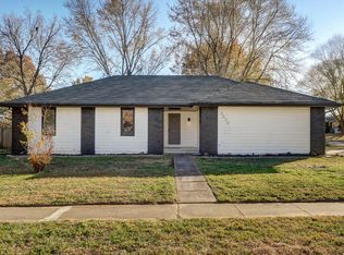 3020 W Buena Vista St, Springfield, MO 65810