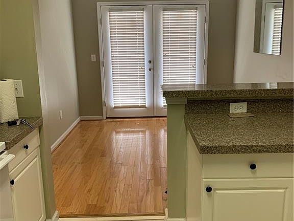 5th image of 1306 Vinings Forest Ln SE