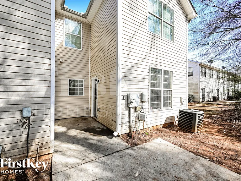 2355 Brianna Dr — Photo 15