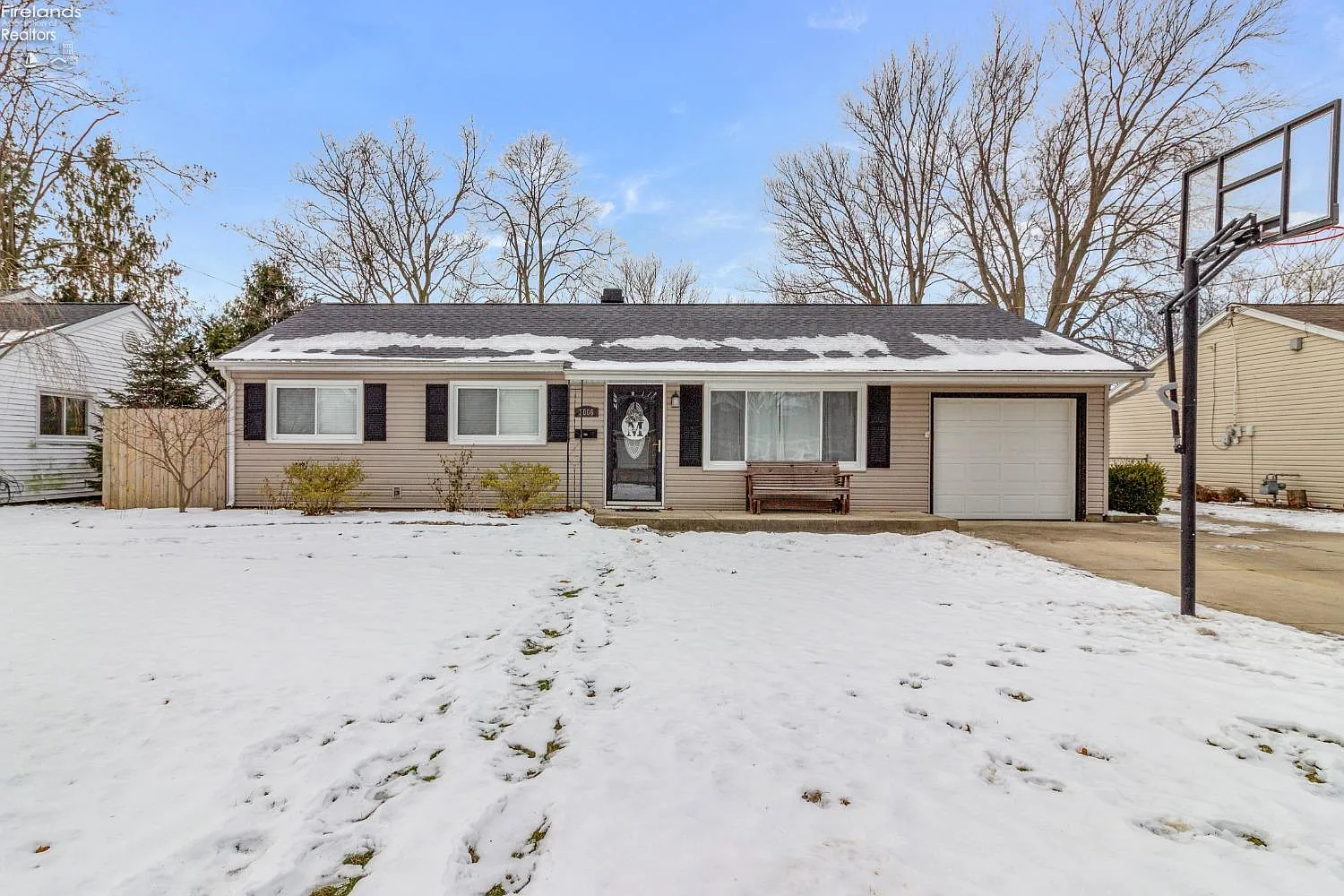 3006 N Bayview Ln photo 1
