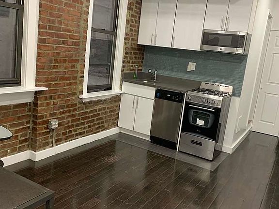 5th image of 93 Henry St #2