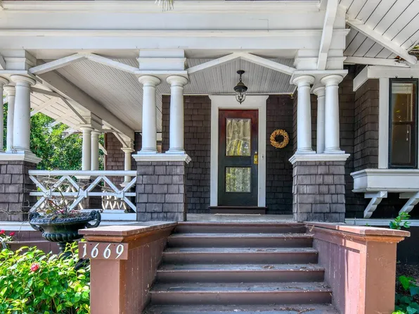 1669 Alexander Court, St. Helena, CA 94574