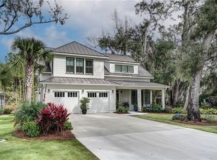 150 Ledbetter Ave, Saint Simons Island, GA 31522