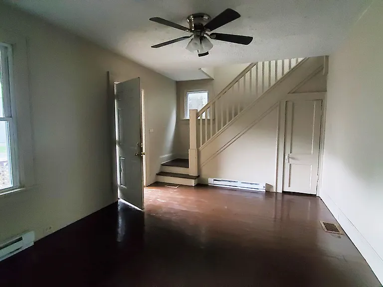 1713 Bluefield Ave — Photo 26