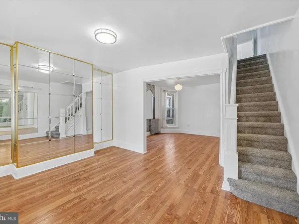 6422 N Lambert St, Philadelphia, PA 19138