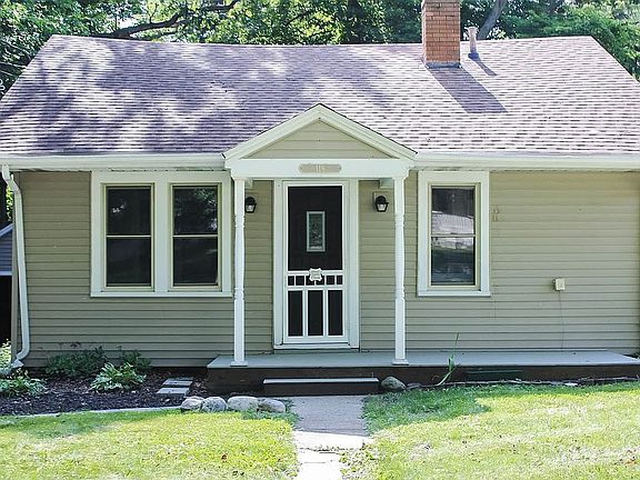 5th image of 119 Greenfield Blvd