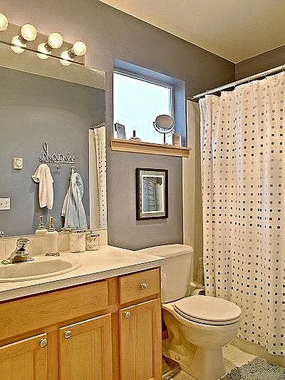 5214 Fauntleroy Way SW #F — Photo 13