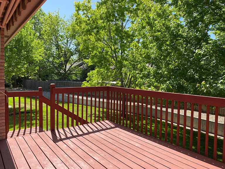 2325 Northbrook Dr — Photo 35