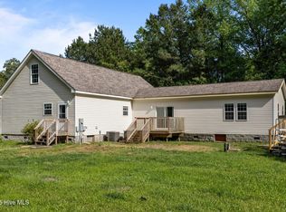 103 Meadowview Rd, Jacksonville, NC 28540
