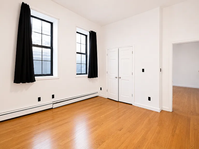 926 Broadway #2A — Photo 5