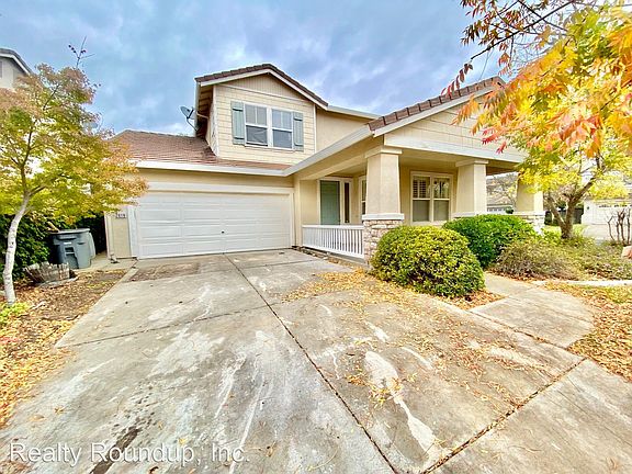 2nd image of 2619 Lark Sparrow Way