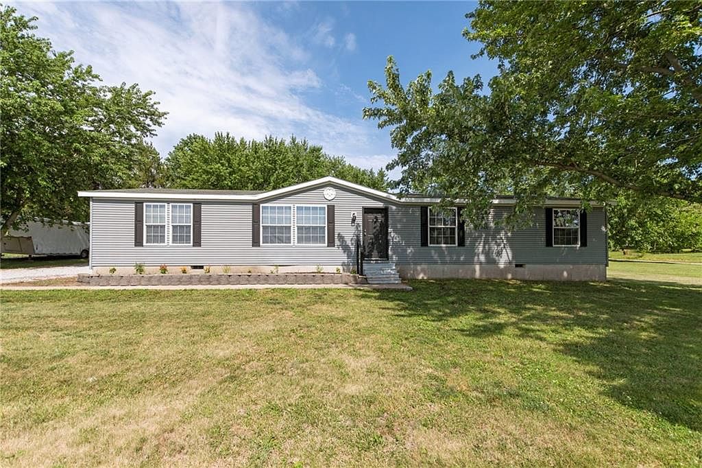 422 Elm St, Kidder, MO 64649 Zillow