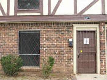 2nd image of 3264 Abberwood Dr