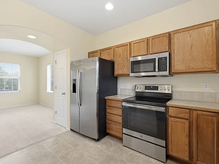 5604 Mehr Ave — Photo 9