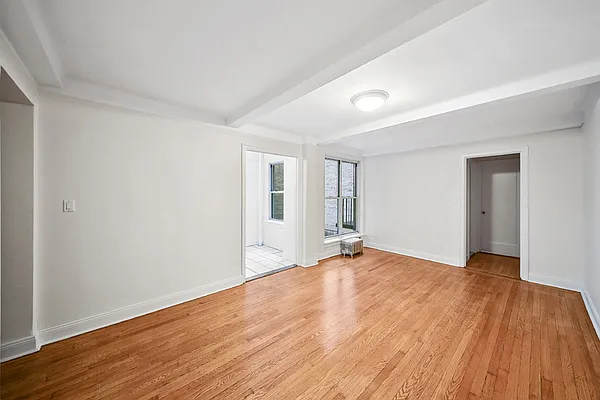 Rented by Cooper & Cooper Real Estate | media 17