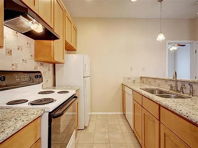 3011 Fruth St #301 — Photo 18