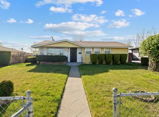 1912 N 14th Ave, Pasco, WA 99301