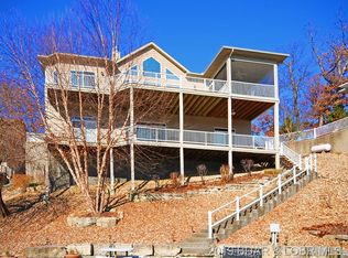 127 Grand Cayman Dr, Sunrise Beach, MO 65079