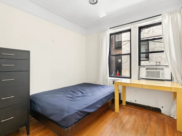 30-83 Crescent Street image 7 of 11